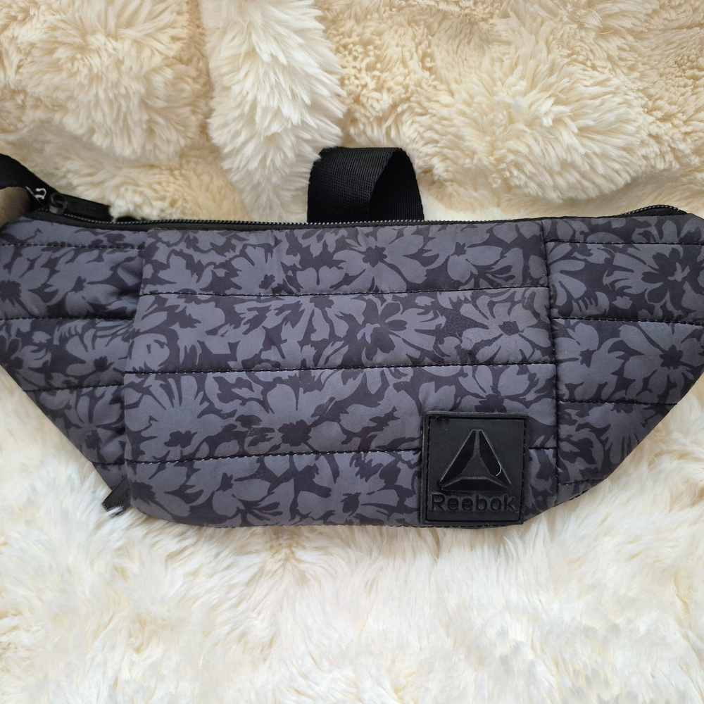 Reebok Dark Gray Floral Men's Belt Bag